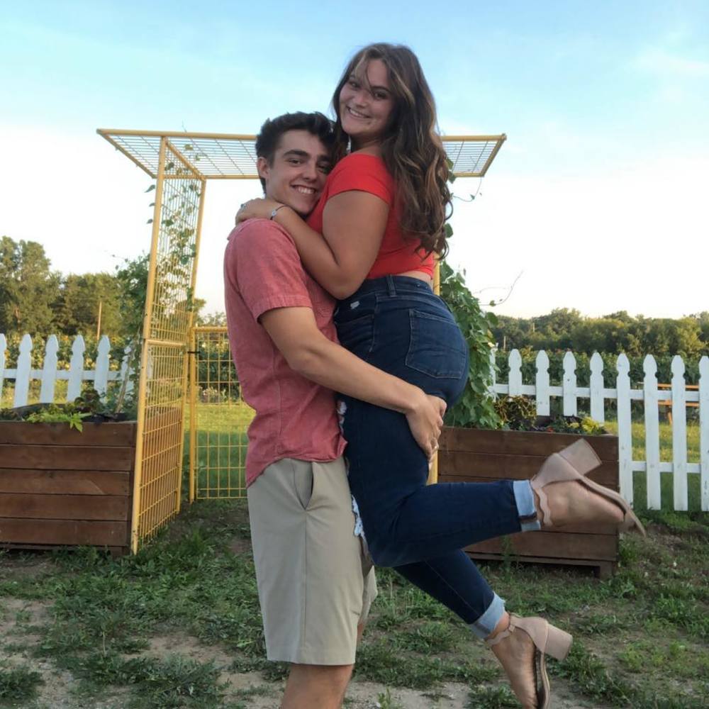 Meet your Posher, Amelia